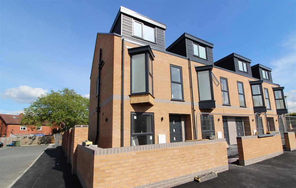 Property photo 1 of 16 Img_2088.Jpg