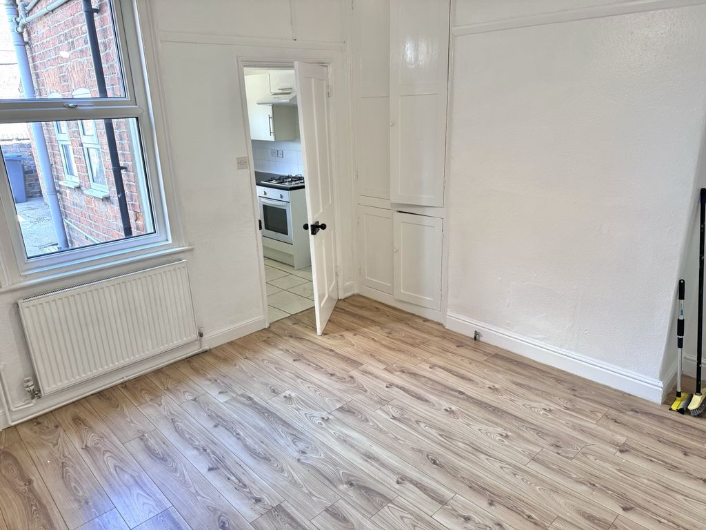 Property photo 3 of 8 Img_5792