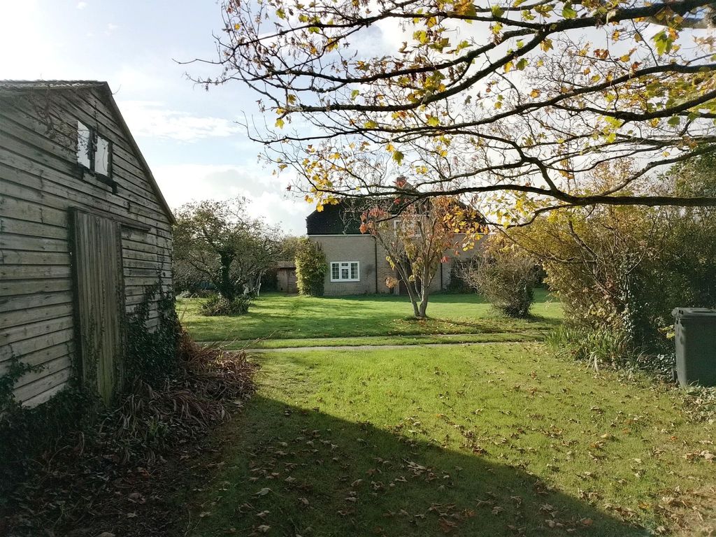 Property photo 3 of 22