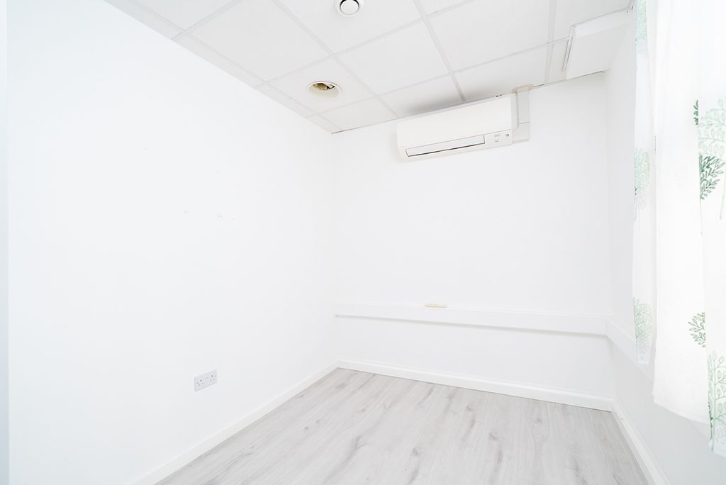 Property photo 2 of 10 Picture 2