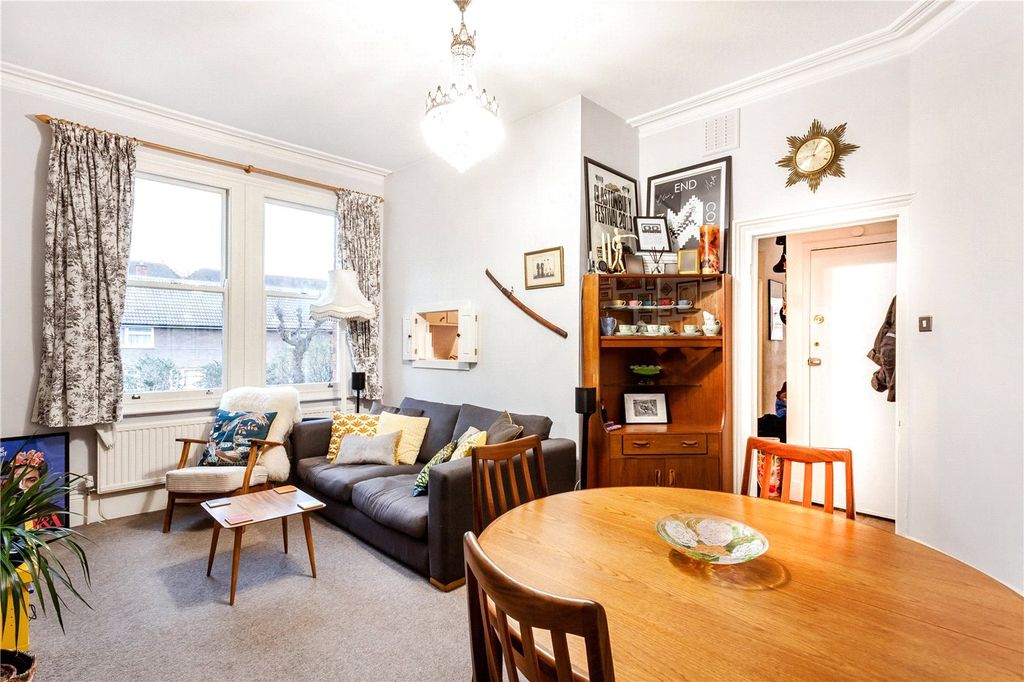 Property photo 3 of 11 Picture No. 11