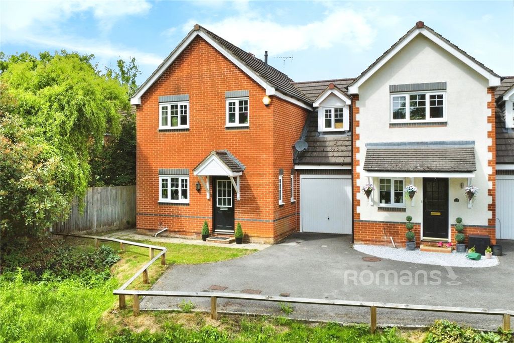 Property photo 1 of 14 Picture No. 13