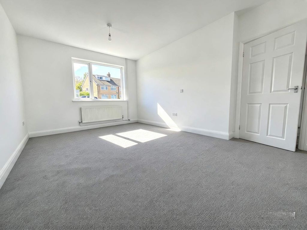 Property photo 3 of 17 Not Specified
