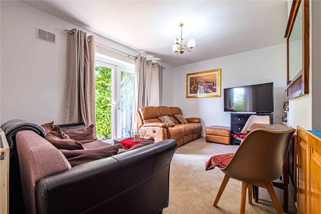 Property photo 2 of 14 Picture No. 07