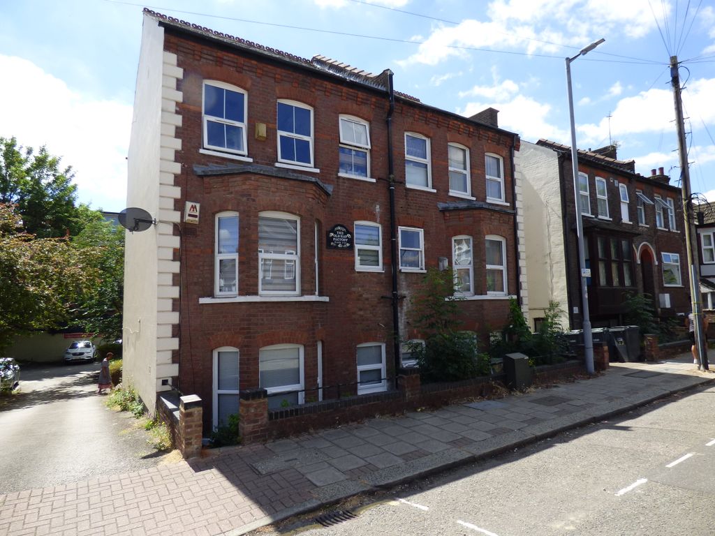 Property photo 1 of 6