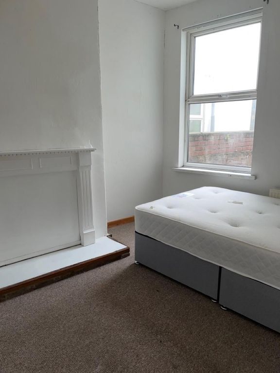 Additional image 5 of 4 bed terraced house to rentDe La Pole Avenue, Hull HU3