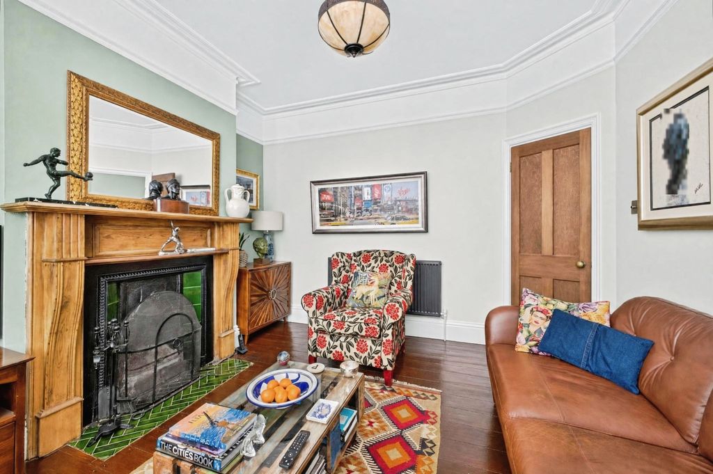 Property photo 2 of 19 Pbox-Img.Jpg