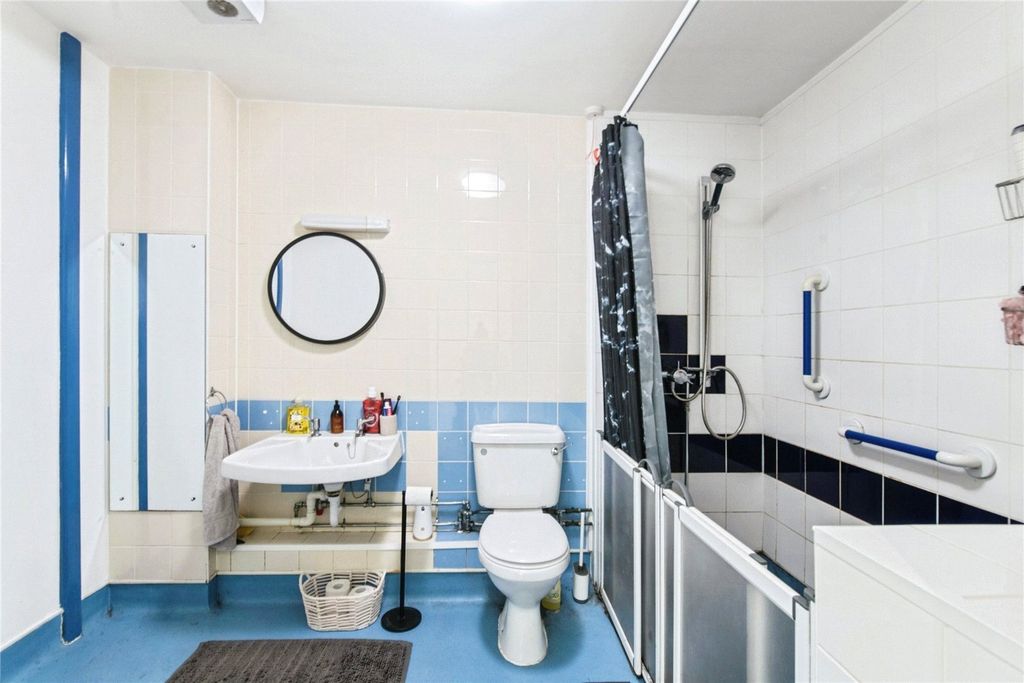 Property photo 3 of 8 Picture No. 09