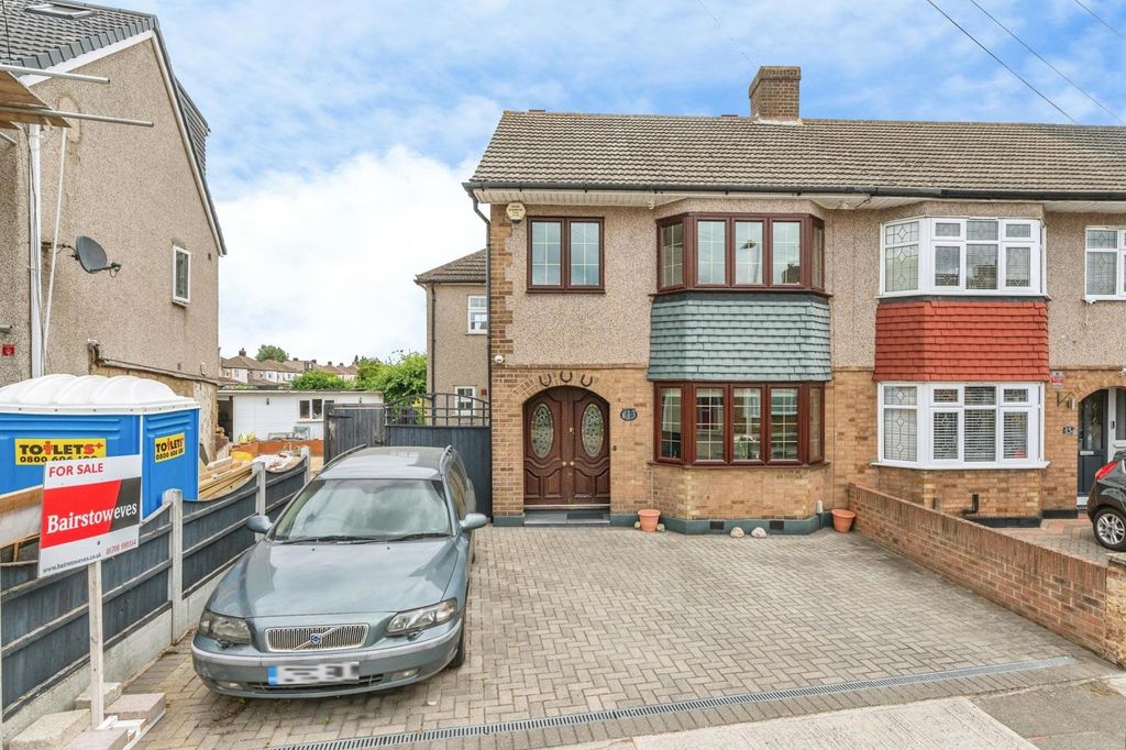 Property photo 1 of 28 Pbox-Img.Jpg