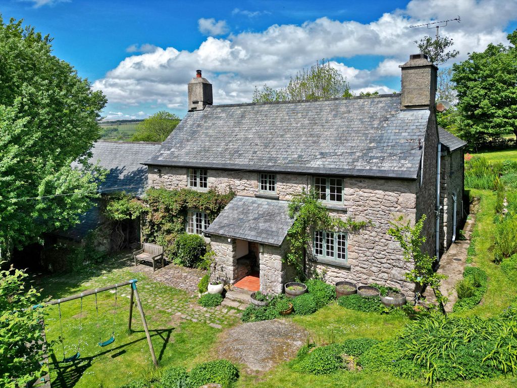 Property photo 2 of 26 Image