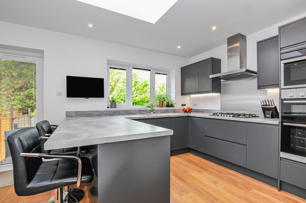 Property photo 2 of 23 Dsc_4949