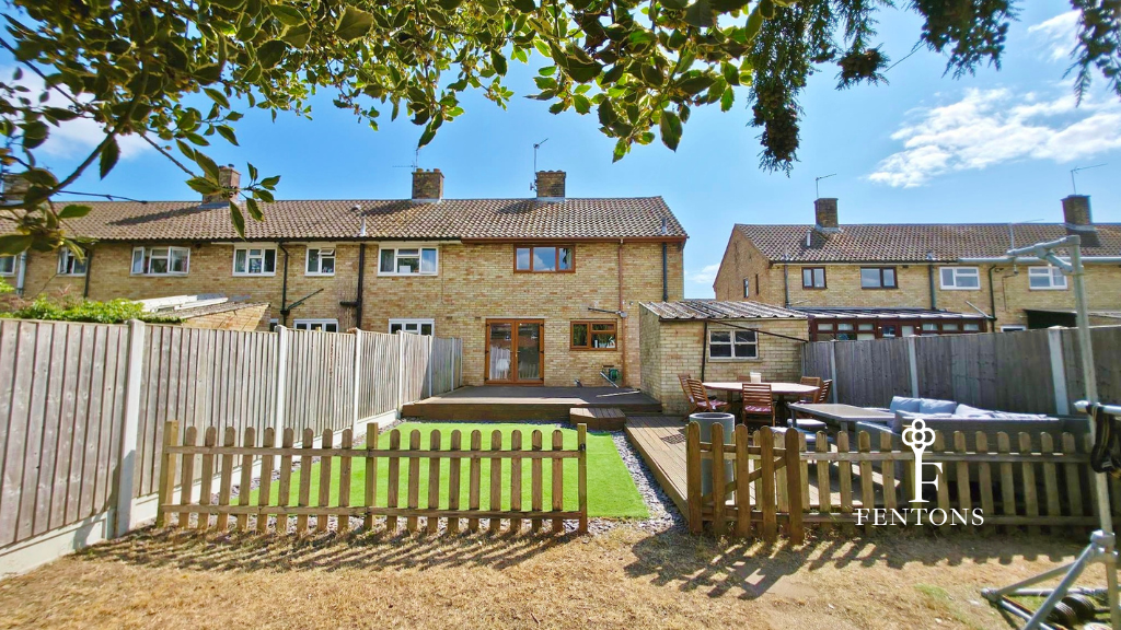 Property photo 2 of 28 Rear Garden