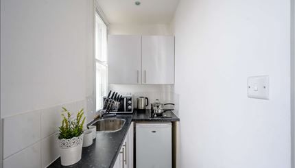 Property photo 3 of 6 Flat 68, Mayfair 3.Jpg