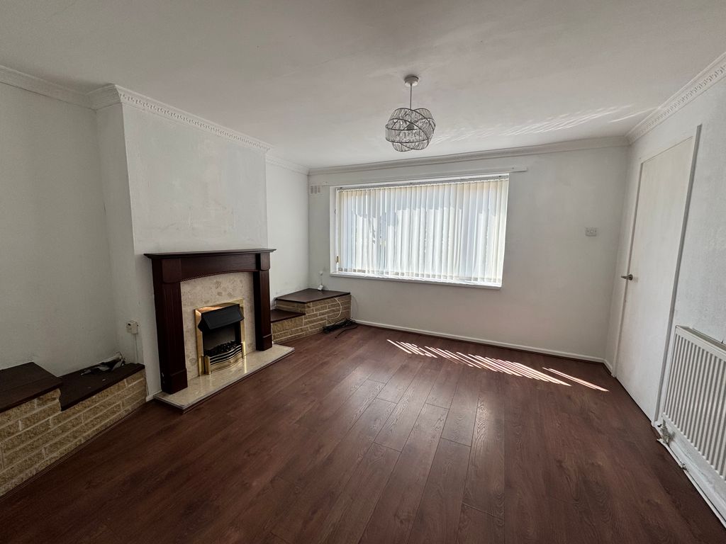 Property photo 2 of 9 Img_1832
