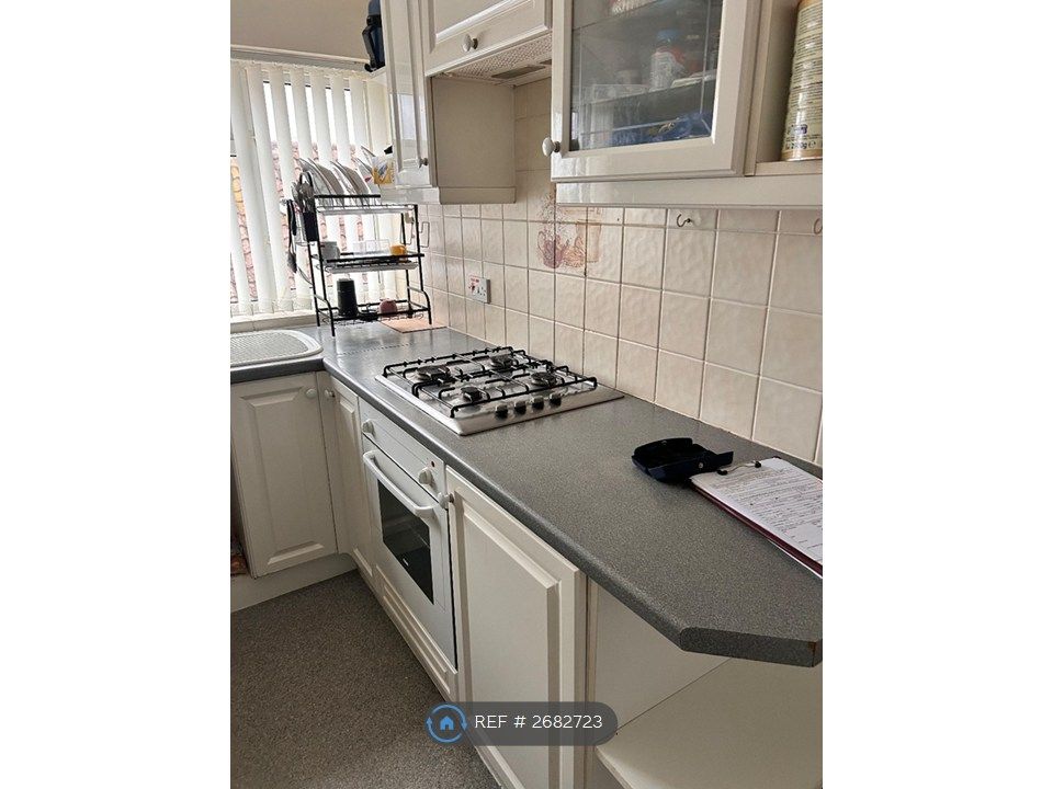 Property photo 2 of 16 Kitchen