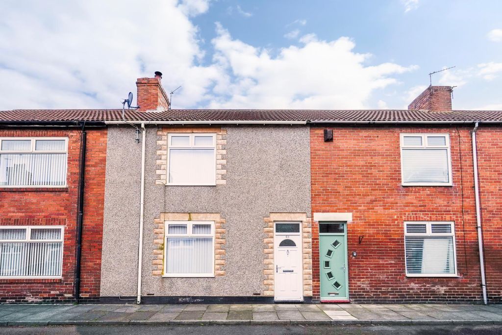 Property photo 1 of 9 External