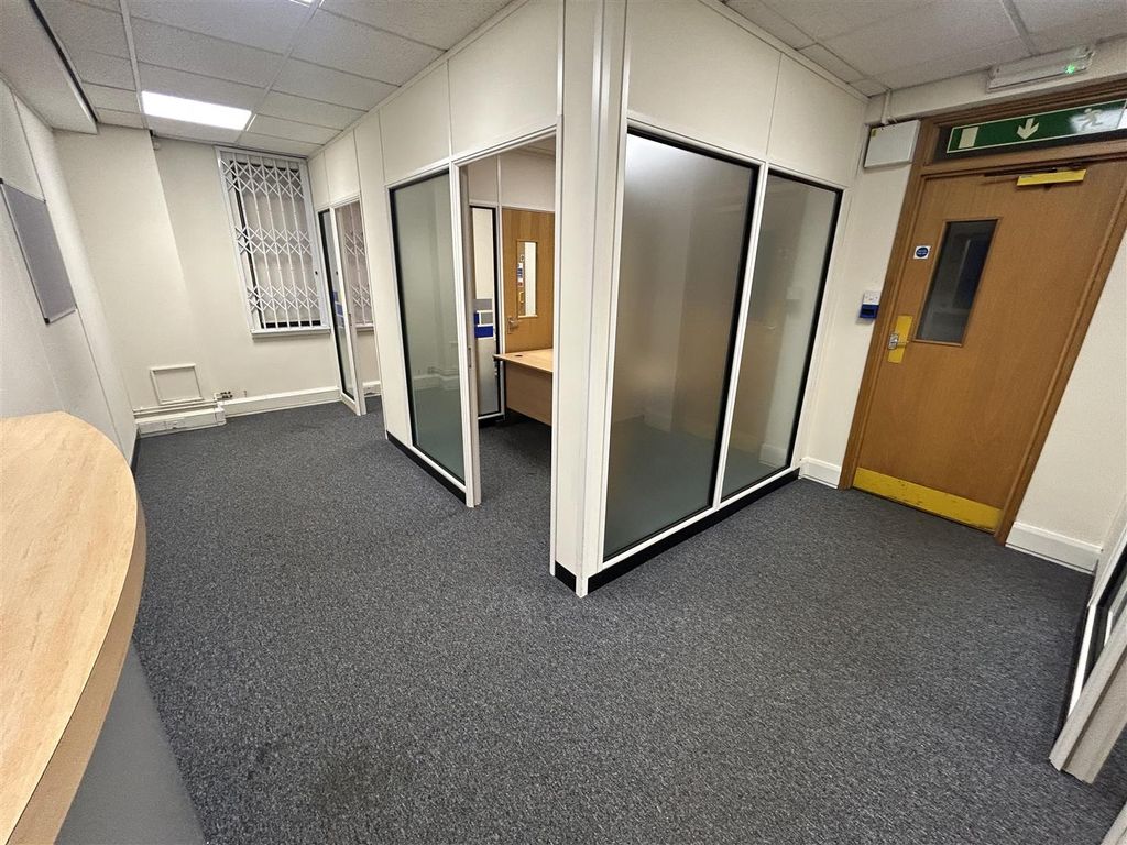 Property photo 3 of 15 Img_1939.Jpeg