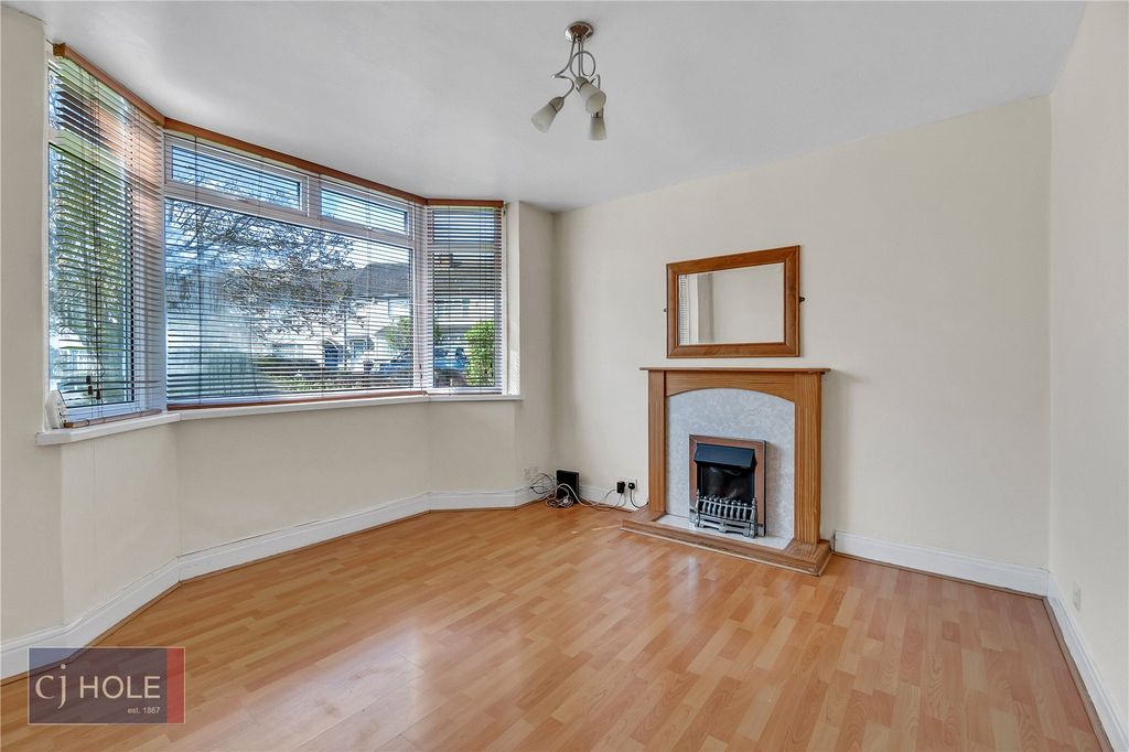 Property photo 2 of 16 Picture No. 37