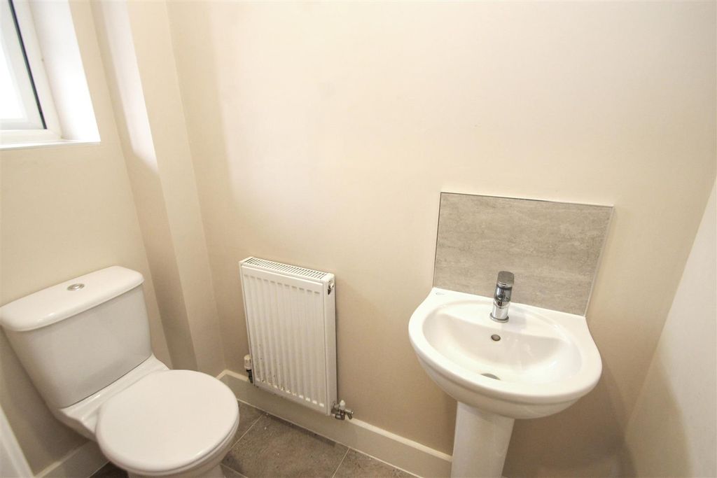 Property photo 3 of 12 Img_9475.Jpg