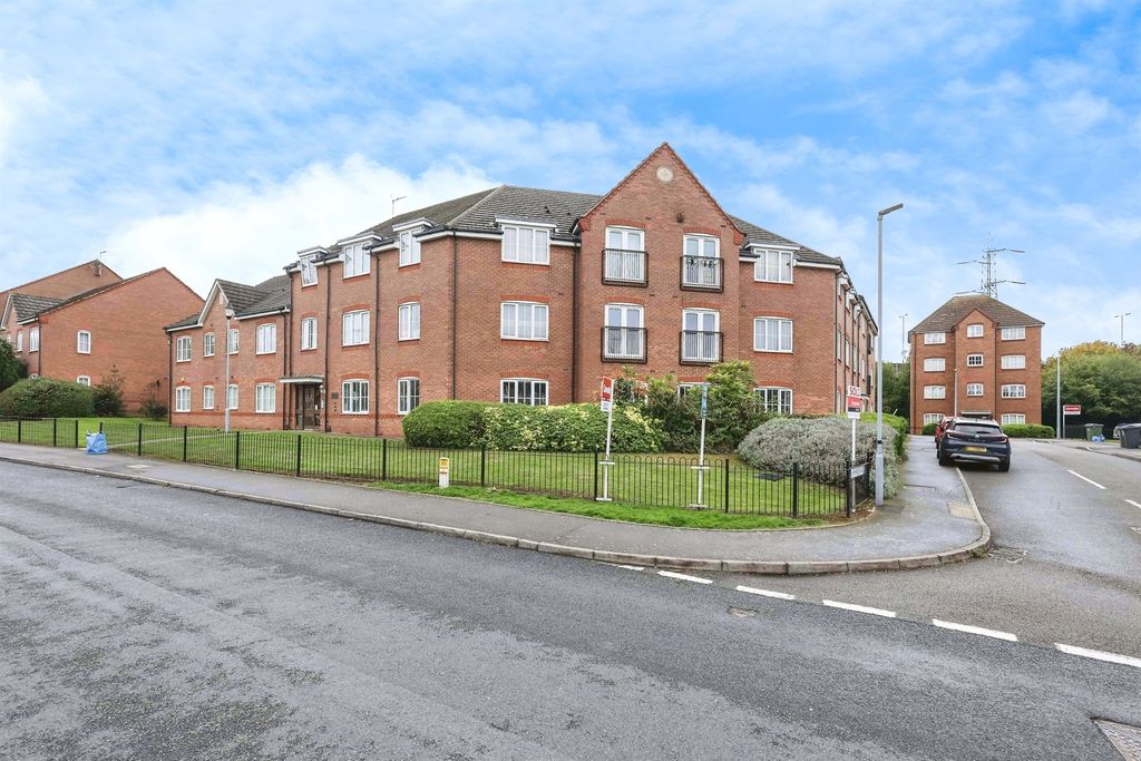 Property photo 1 of 17