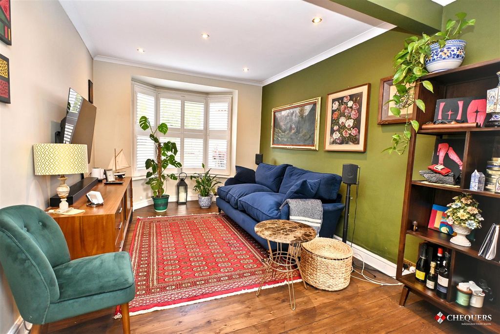 Property photo 3 of 16