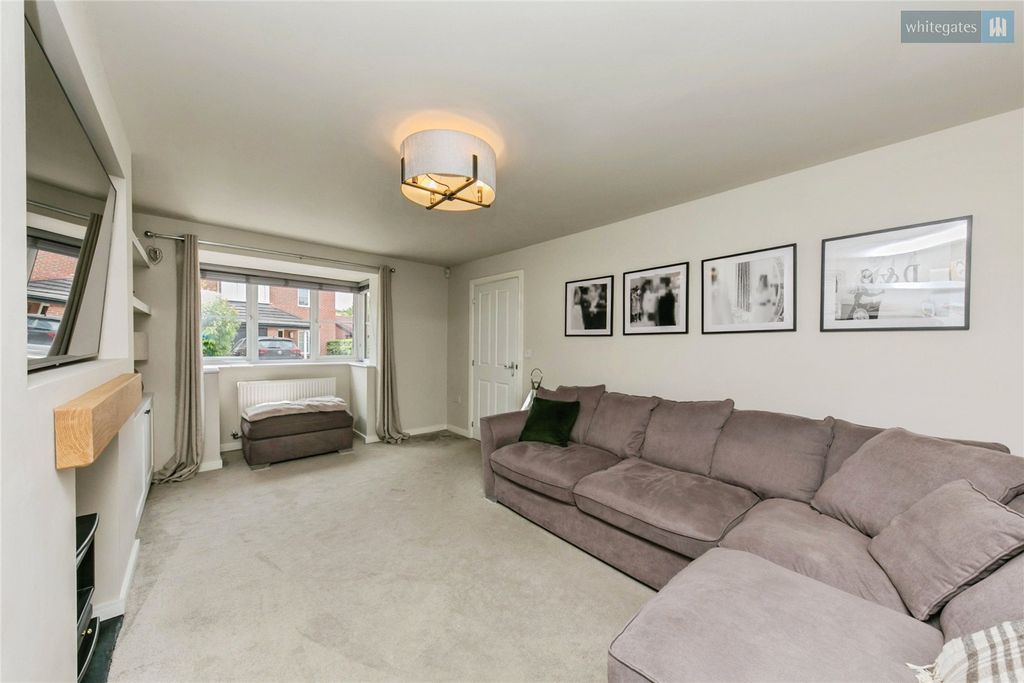 Property photo 3 of 19 Picture No. 30