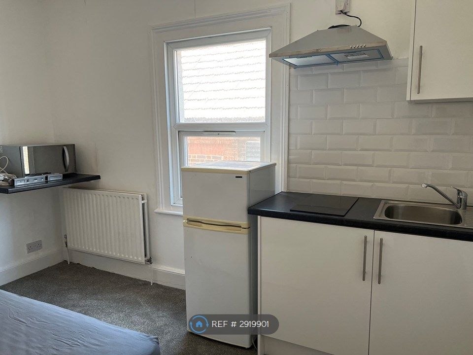 Property photo 3 of 3