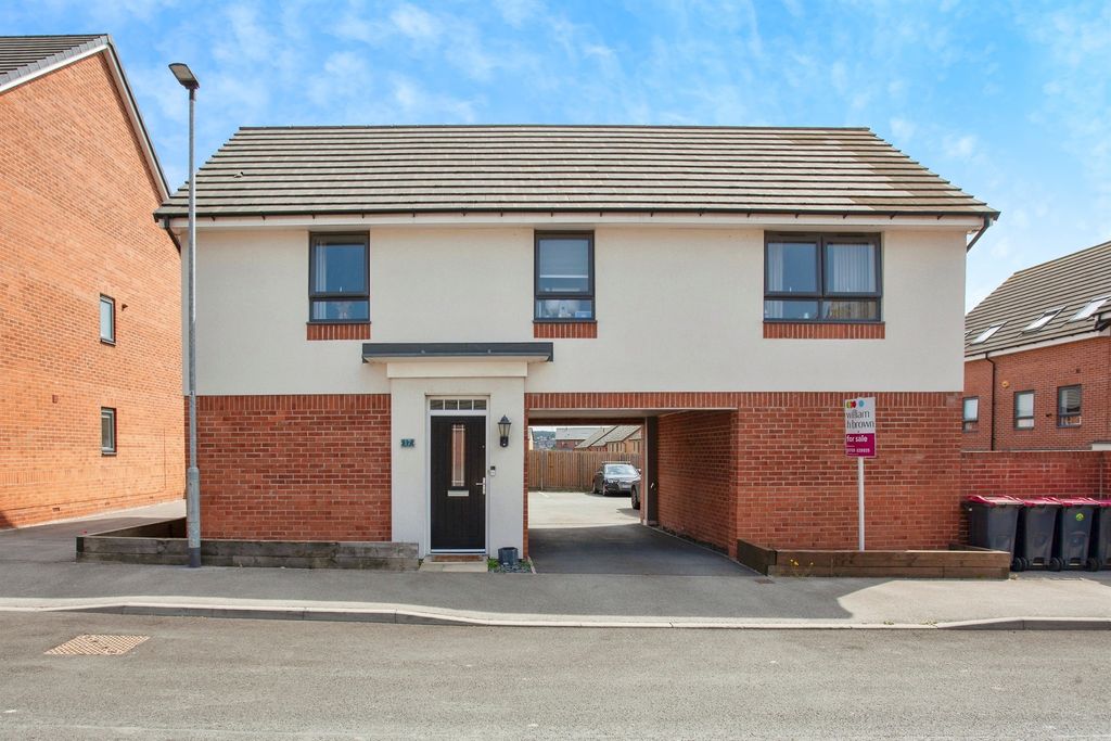 Property photo 1 of 16