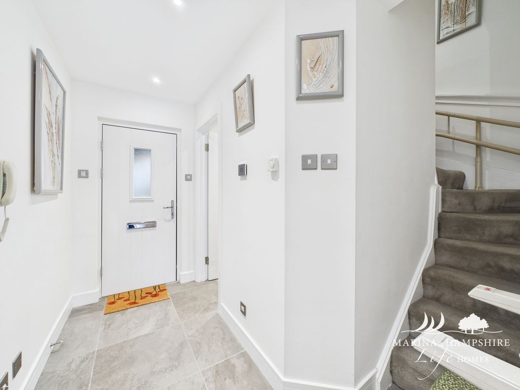 Additional image 13 of 4 bed town house for saleCarne Place, Port Solent, Portsmouth PO6