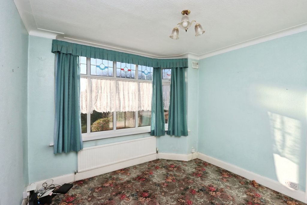 Property photo 3 of 20 Pbox-Img.Jpg