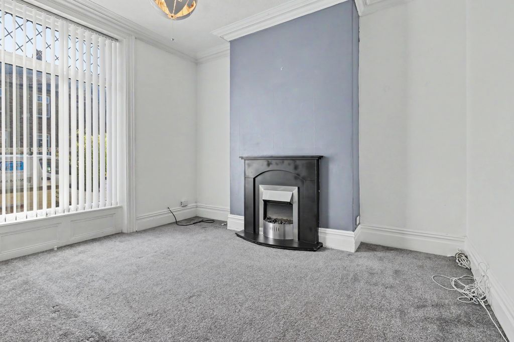 Property photo 3 of 18 Img_3538-Img_3540