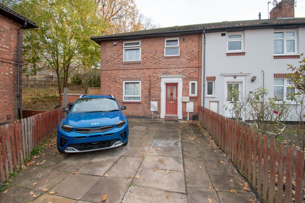 Property photo 1 of 12