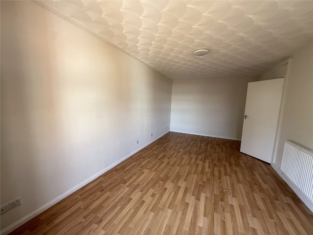Property photo 2 of 11 Picture No. 06