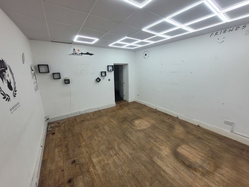 Property photo 3 of 11 Photo 7