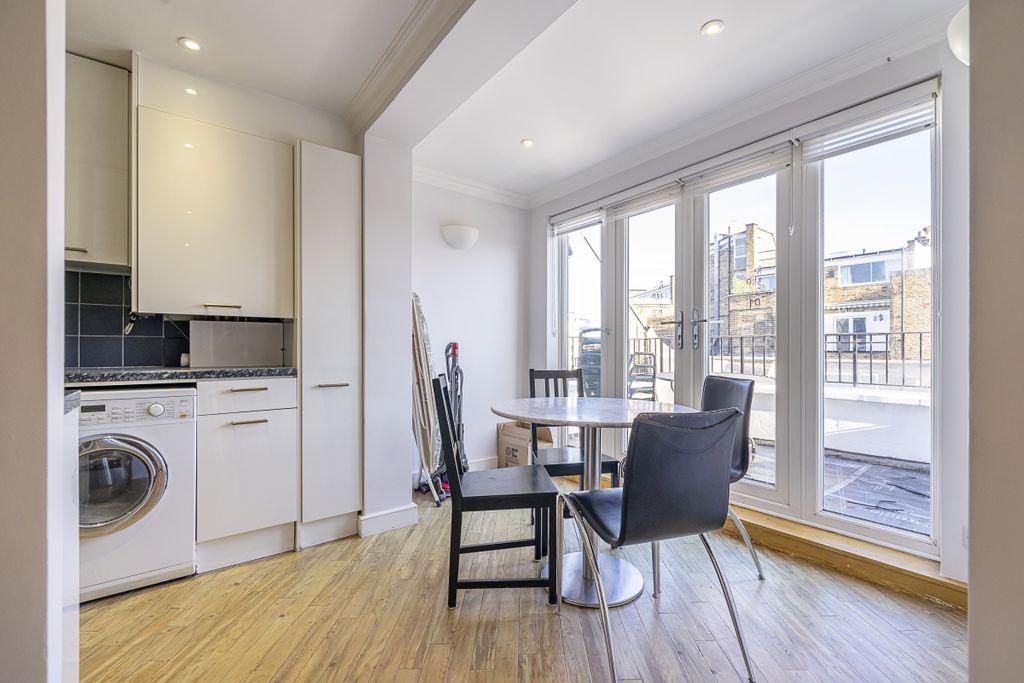 Property photo 1 of 13 Reception