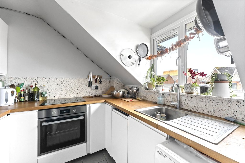 Property photo 2 of 12 Picture No. 06