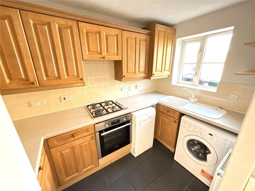 Property photo 3 of 8 Picture No. 06