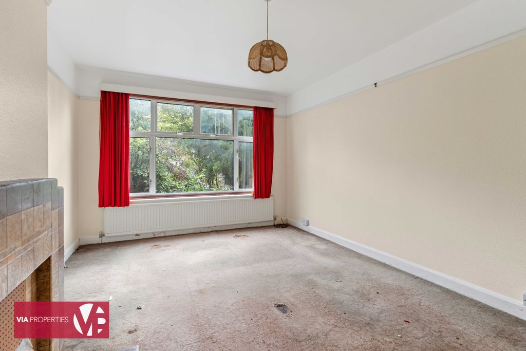 Property photo 3 of 18 Photo 3