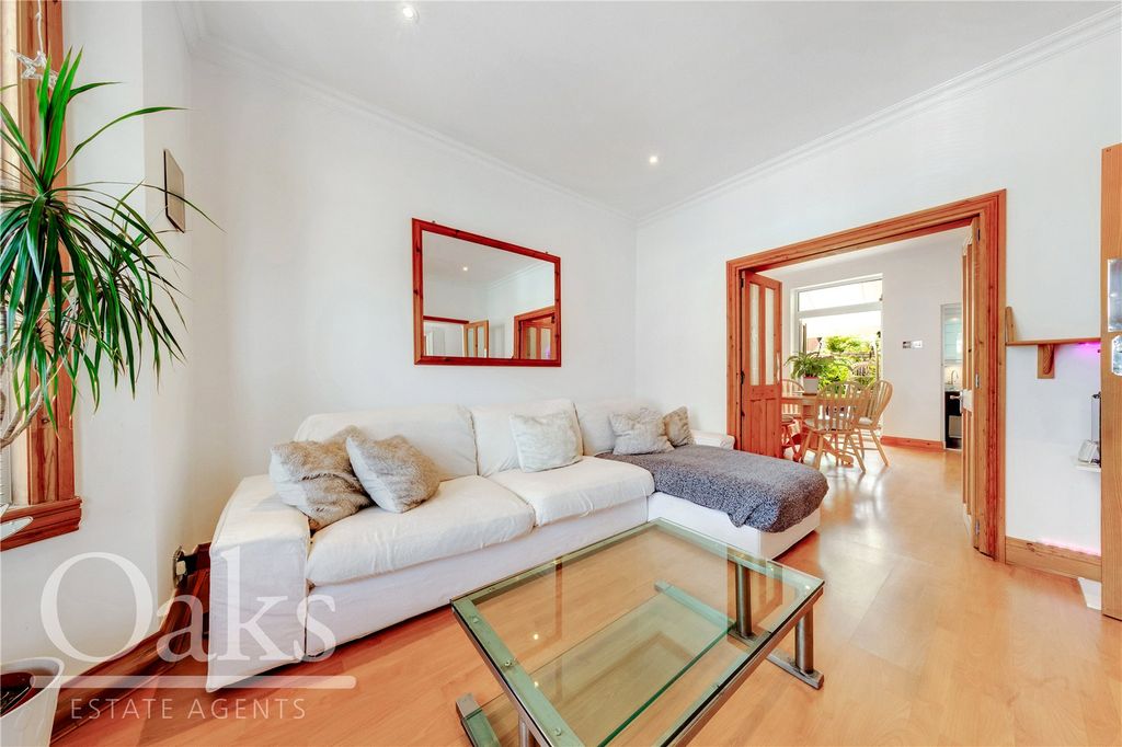 Property photo 2 of 12 Picture No. 07