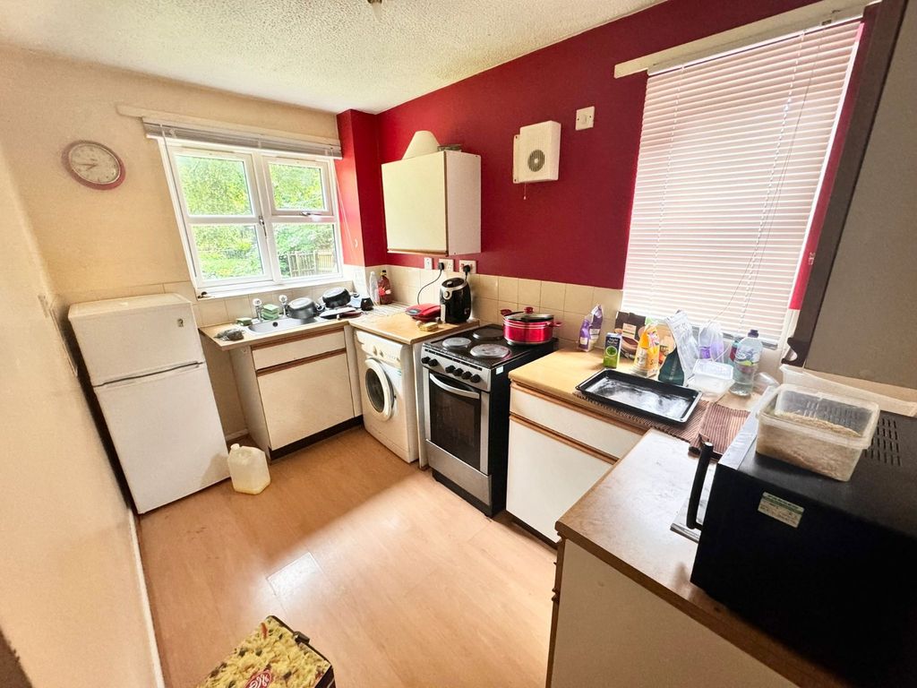 Property photo 2 of 5 Picture No. 04
