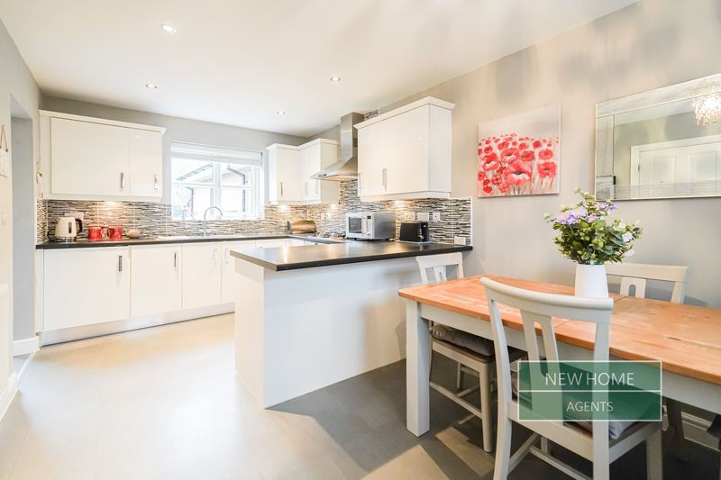 Property photo 2 of 31 Photo 15