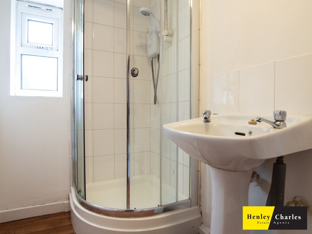 Property photo 3 of 4 Shower Room