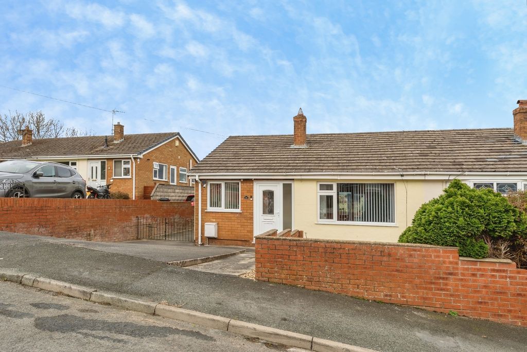 Property photo 1 of 18 Pbox-Img.Jpg