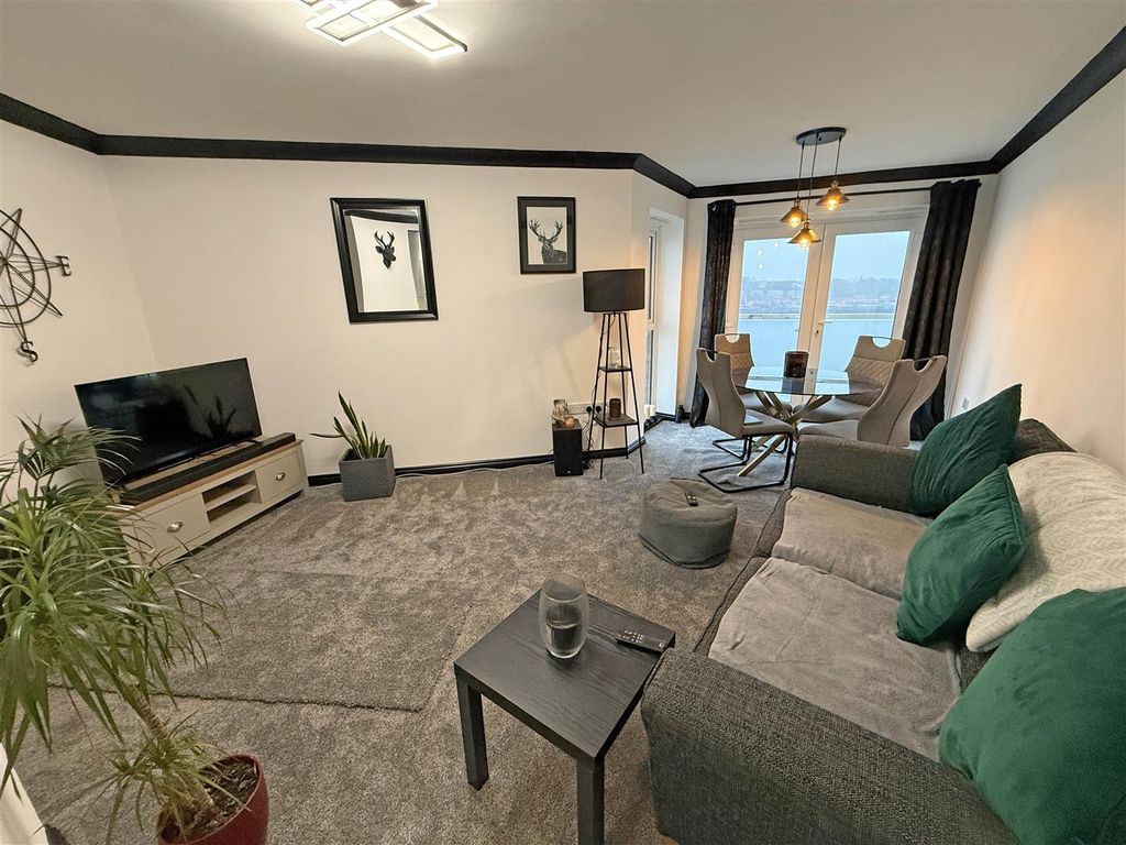 Property photo 2 of 9 Living Room.Jpg