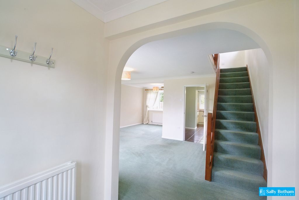 Property photo 3 of 19