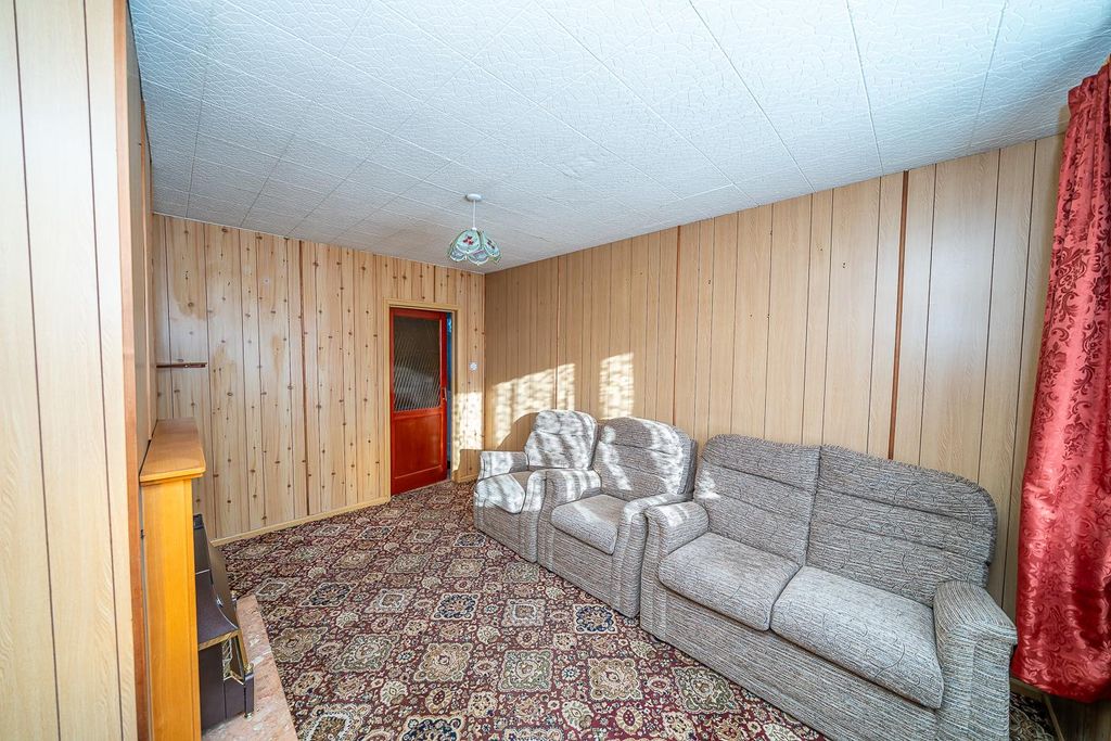 Property photo 2 of 22 Webbs-79.Jpg