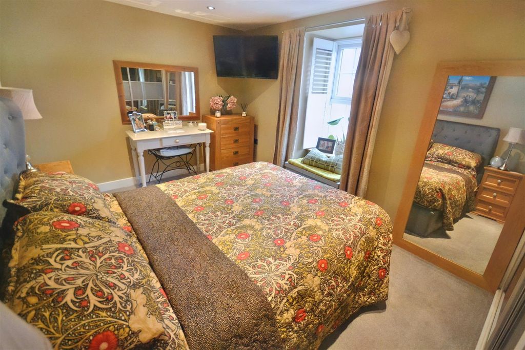 Property photo 3 of 25 6 (16).Jpg