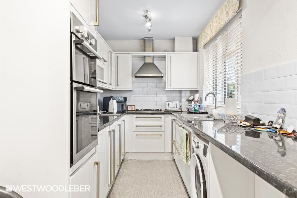 Property photo 2 of 19 Highroad_4.Jpg