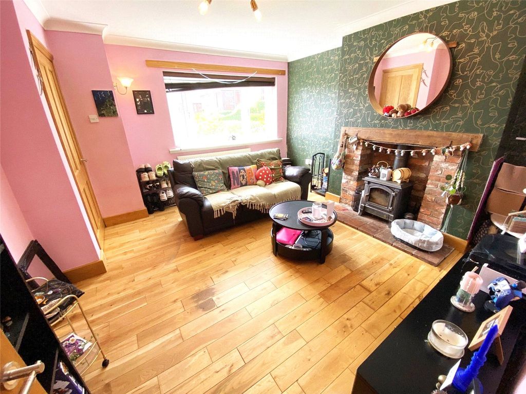 Property photo 2 of 13 Picture No. 22