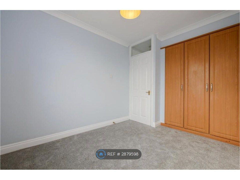 Property photo 3 of 8 Bedroom